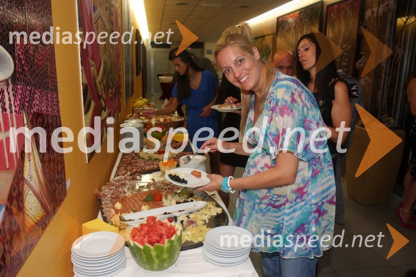 Mihaela Margan - Miša, novinarkaJurij Bradač, zabava ob rojstnem dnevu