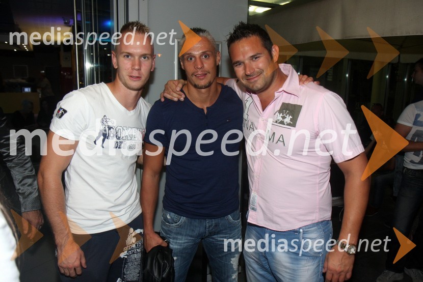 Vid Kajtna, kickbokser;&nbsp;Aleš Zemljič, kickbokser;&nbsp;Rok Snežič, podjetnikJurij Bradač, zabava ob rojstnem dnevu