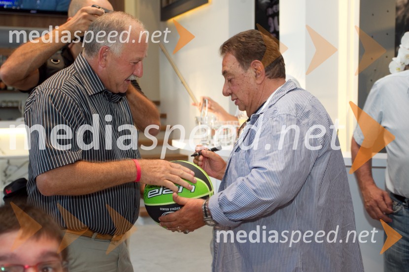 Drago Banovič, nekdanji direktor Zavoda Tivoli; Lazar Lečić, nekdanji pomočnik selektorjaObisk legend jugoslovanske košarke v Ljubljani