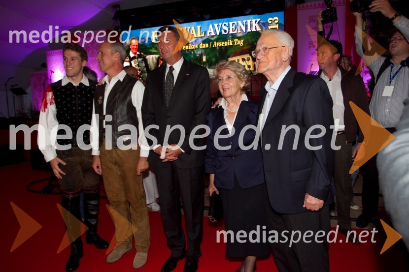 Sašo Avsenik, glasbenik; Gregor Avsenik, organizator Festivala Avsenik;  Borut Pahor, predsednik Republike Slovenije; Brigita; Slavko Avsenik, glasbenikFestival Avsenik 2013, Avsenikov dan