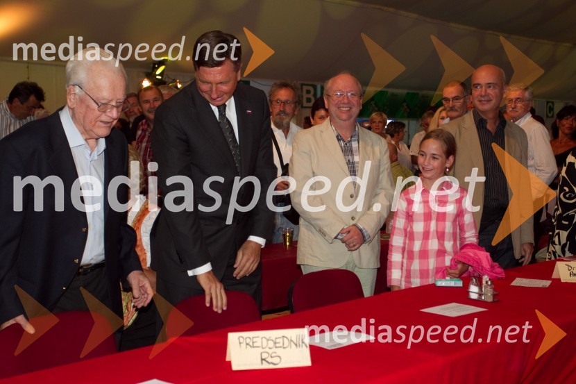 Slavko Avsenik, glasbenik; Borut Pahor, predsednik Republike Slovenije; Slavko Avsenik ml., glasbenik s hčerko; Martin AvsenikFestival Avsenik 2013, Avsenikov dan