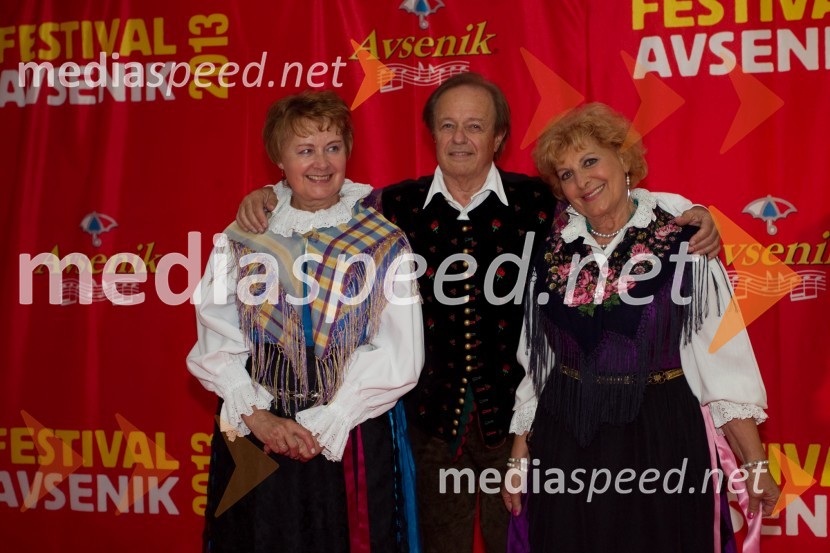 Jožica Kališnik, pevka; Alfi Nipič, pevec; Jožica Svete, pevkaFestival Avsenik 2013, Avsenikov dan