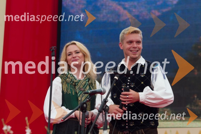 Aleksandra Križan, pevka; MItja Šinkovec, pevecFestival Avsenik 2013, slovenski dan
