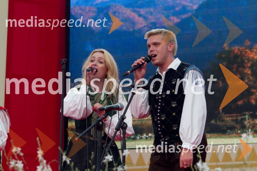 Aleksandra Križan, pevka; MItja Šinkovec, pevecFestival Avsenik 2013, slovenski dan