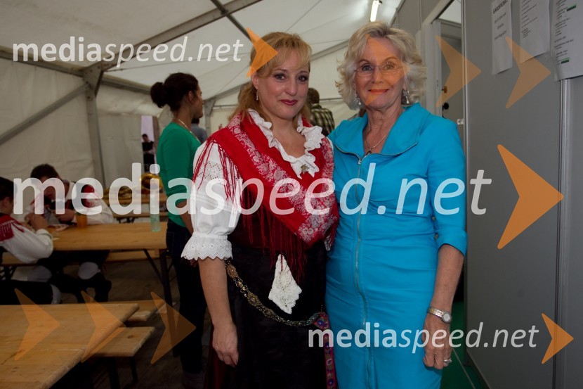 Jelka Hafner, pevka; Marija Ahačič Pollak, pevkaFestival Avsenik 2013, slovenski dan