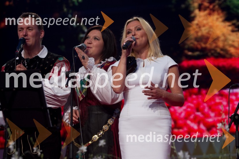 Ansambel Zupan; Nuša Derenda, pevkaFestival Avsenik 2013, slovenski dan