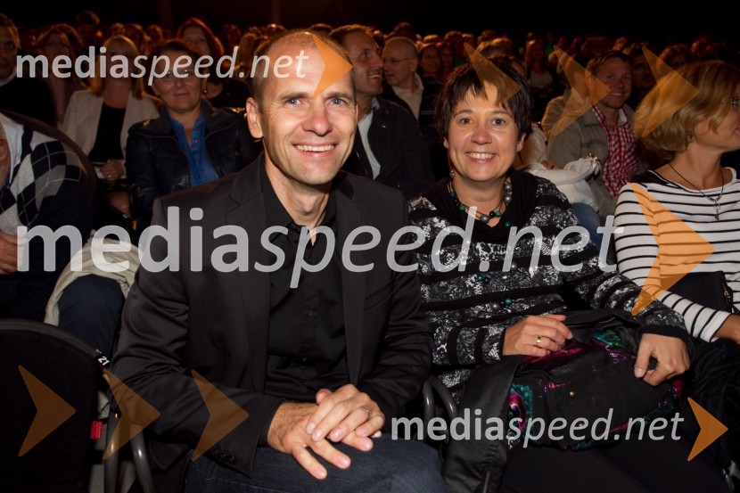 Dr. Uroš Grilc, minister za kulturo; Nina Peče Grilc, direktorica KinodvoraVlado Kreslin, tradicionalni koncert v Križankah