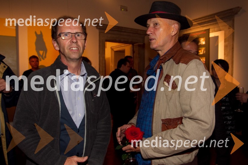 Prof. dr. Dušan Mramor, dekan Ekonomske fakultete v Ljubljani; Vlado Kreslin, glasbenikVlado Kreslin, tradicionalni koncert v Križankah