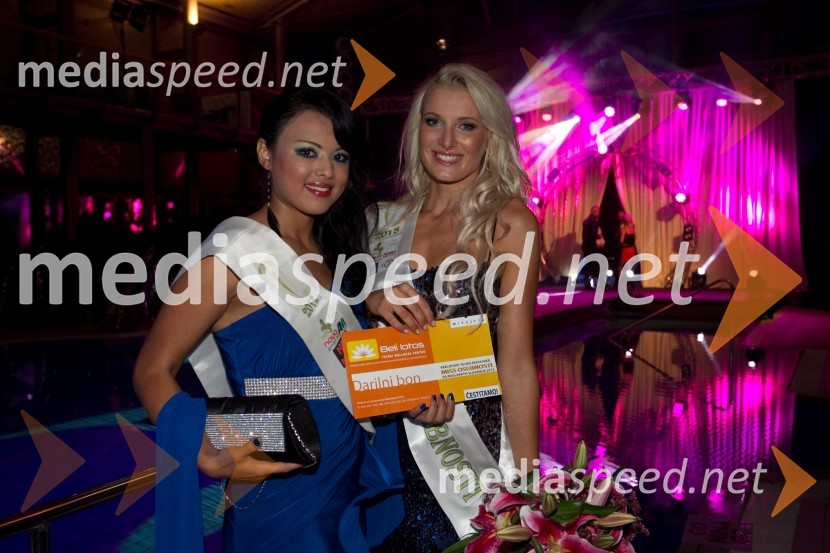 Jinny Ribič; Patricia PeklarMiss Earth Slovenije 2013 je Nina Kos