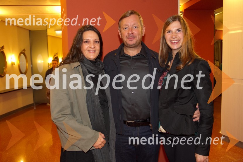 Tatjana Ažman, dramaturginja; Robert Waltl, direktor Mini Teatra; Barbara CepirloEx Ponto 2013, otvoritev festivala