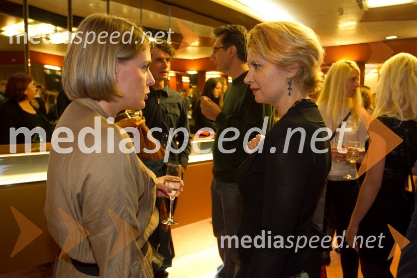 Maša Kljun, novinarka; Vesna Pernarčič, igralkaEx Ponto 2013, otvoritev festivala