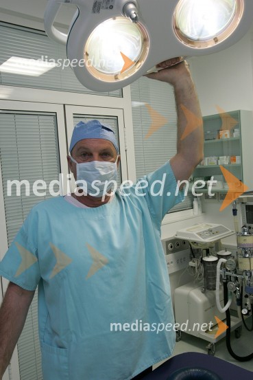 Dr. Marjan Fabjan, lepotni kirurgDr. Marjan Fabjan, lepotni kirurg