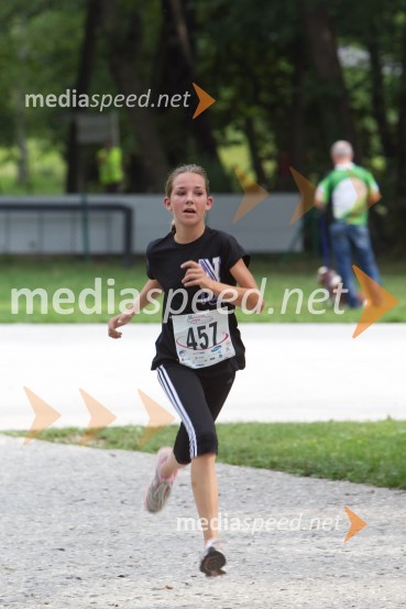 Tira Kolman15. Tek okrog jezera