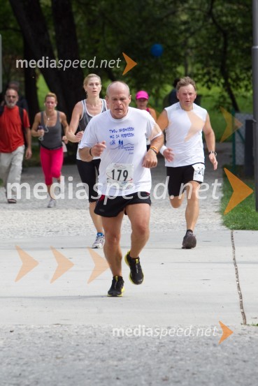 Boris Žemva15. Tek okrog jezera