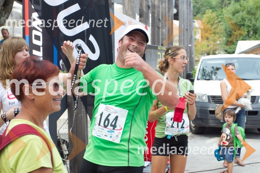 Jure Stollecker15. Tek okrog jezera