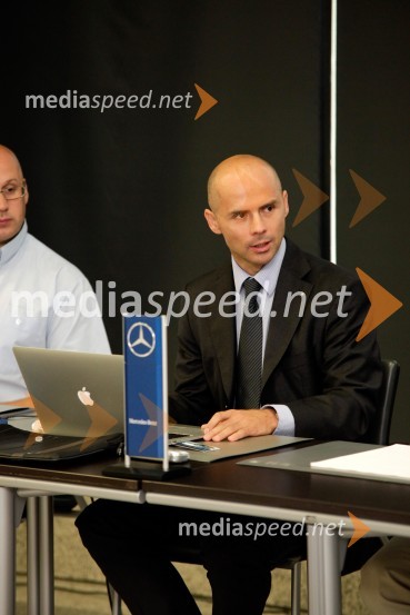 Andrej Bergant, direktor prodaje pri AutocommerceMercedes Benz S, slovenska predstavitev