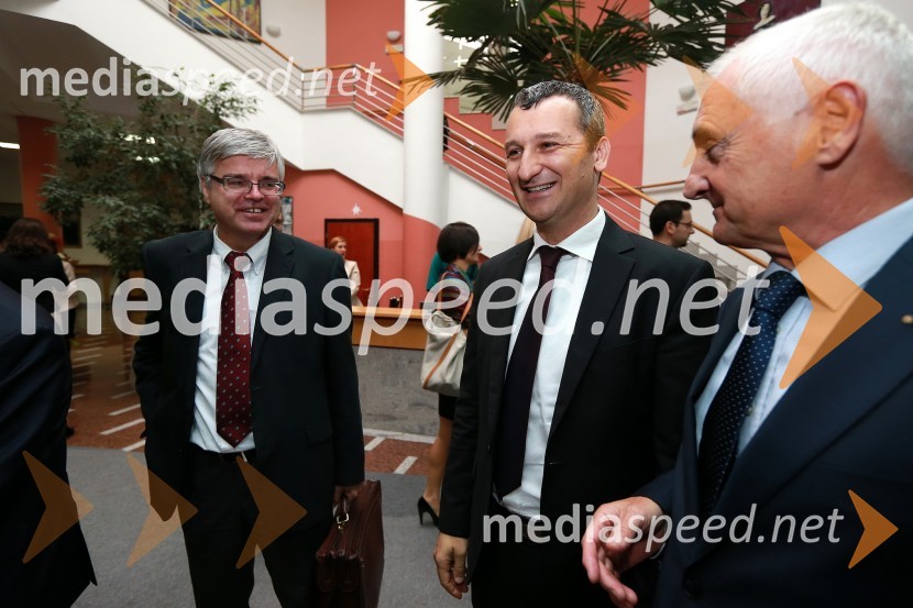 Mag. Samo Hribar Milič, predsednik in generalni direktor GZS; Samo Omerzel, minister za infrastrukturo in prostor; mag. Franc Pangerl, predsednik upravnega odbora Celjski sejem d.d.46. MOS  - Celjski sejem, otvoritev