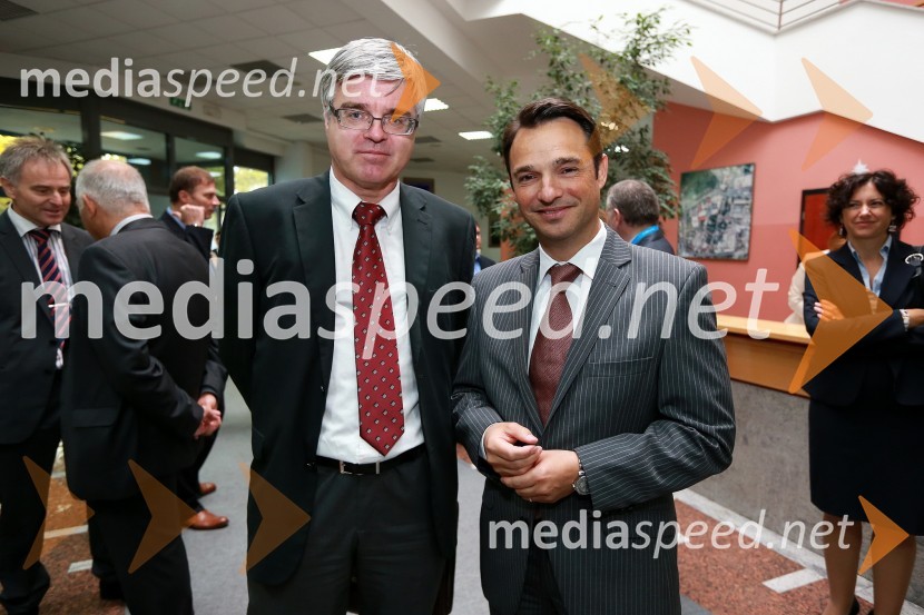 Mag. Samo Hribar Milič, predsednik in generalni direktor GZS; Danilo Ferjančič, generalni direktor Porsche Slovenija d.o.o.46. MOS  - Celjski sejem, otvoritev