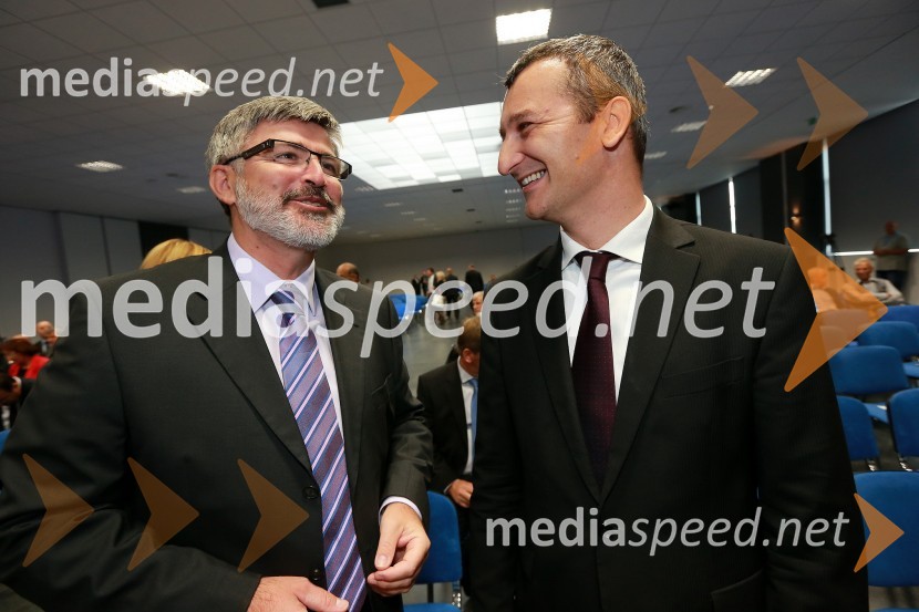 Roman Jakič, minister za obrambo; Samo Omerzel, minister za infrastrukturo in prostor46. MOS  - Celjski sejem, otvoritev