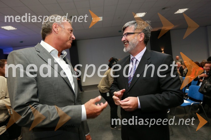 Dr. Senko Pličanič, minister za pravosodje RS; Roman Jakič, minister za obrambo46. MOS  - Celjski sejem, otvoritev