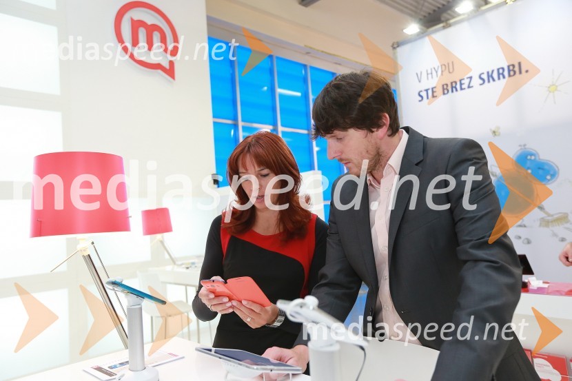 Simona Šturbej, vodja Telekomovega centra Celje; Jure Grilc, Telekom Slovenije, d. d.46. MOS  - Celjski sejem, otvoritev