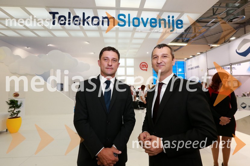 Igor Jecl, direktor sektorja za prodajo, Telekom Slovenije; Samo Omerzel, minister za infrastrukturo in prostor46. MOS  - Celjski sejem, otvoritev