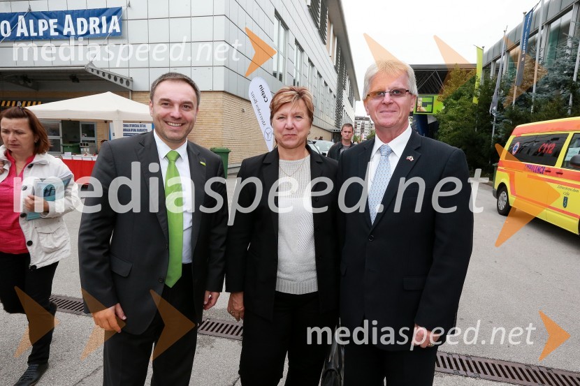 Mag. Jakob Štunf, pooblaščeni minister, Ministrstvo za zunanje zadeve; Milana; soprog dr. Petr Voznica, veleposlanik Češke republike v Sloveniji46. MOS  - Celjski sejem, otvoritev