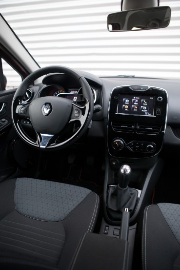 Renault Clio Grandtour Dynamique TCe90 Stop&Start, notranjostRenault Clio Grandtour Dynamique TCe90 Stop&Start, mediaspeed test
