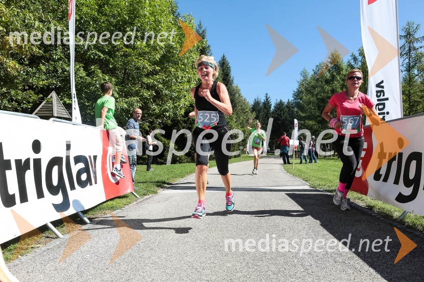 ...; Ksenija Noč (567)Triglav tek 2013