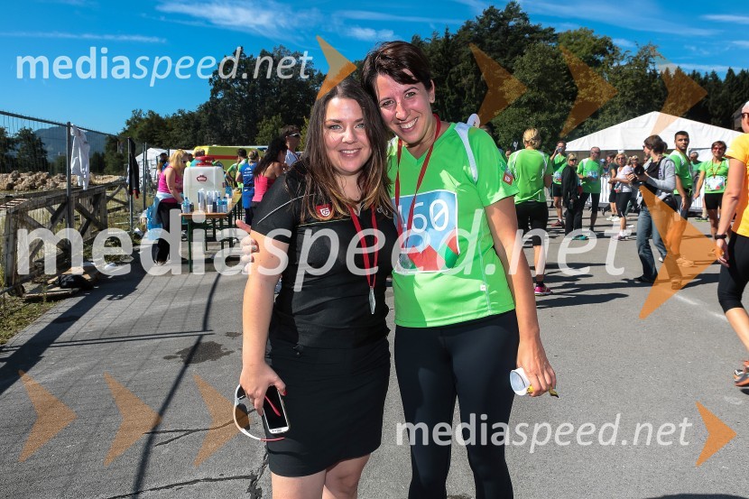 Tjaša Kolenc Filipčič, vodja trženjskega komuniciranja v Skupini Triglav; Monika Klinar, FinanceTriglav tek 2013