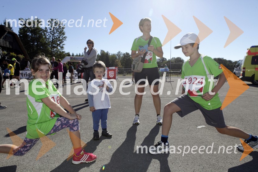 Neža Erpič; Alenka Šenk Erpič; Matic Erpič (1024)Triglav tek 2013