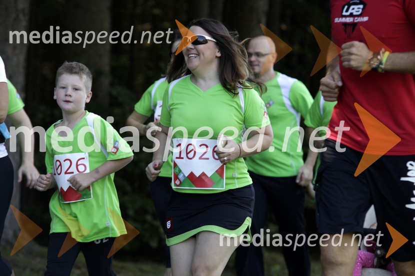 Anže Fegeš; Tjaša Kolenc Filipčič, vodja trženjskega komuniciranja v Skupini Triglav (1026)Triglav tek 2013