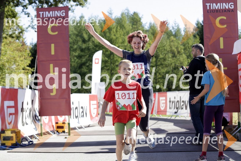 Petra Kavčič; Jakob Kavčič (1011)Triglav tek 2013