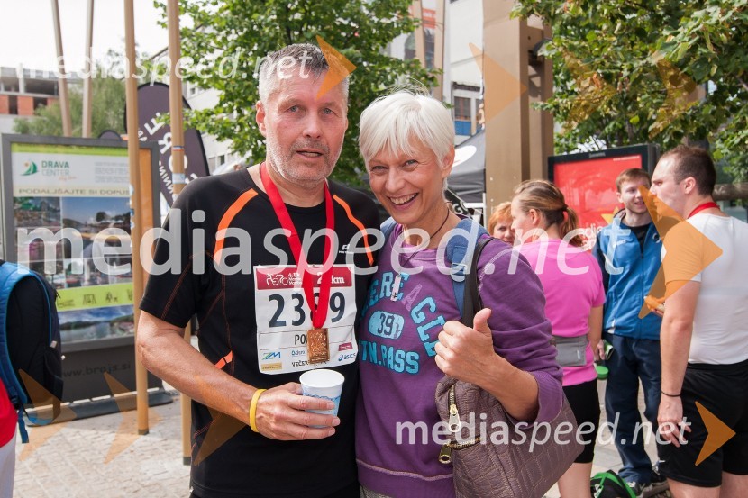 Bojan Požar, pozareport;&nbsp;Barbra Drnač, novinarka4. Eko maraton Maribor, tekaški maraton
