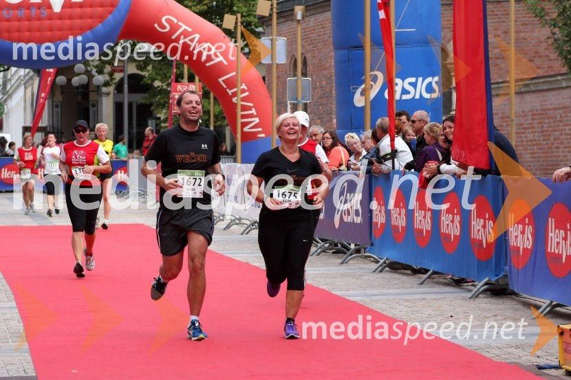 Sašo Bizjak, fotograf;&nbsp;Veronika	Bizjak4. Eko maraton Maribor, tekaški maraton