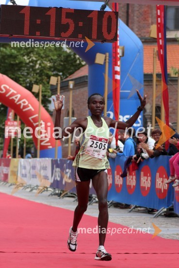 Gladys Jepkurui Biwott4. Eko maraton Maribor, tekaški maraton
