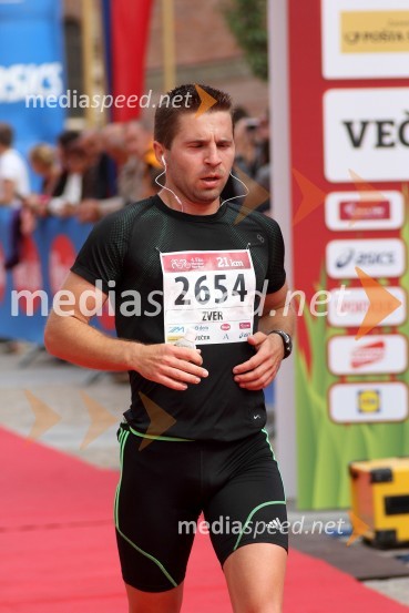 Iztok	Zver4. Eko maraton Maribor, tekaški maraton