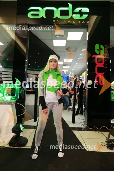 Ajda Sitar, Miss Športa 2009AND by Andraž, otvoritev trgovine