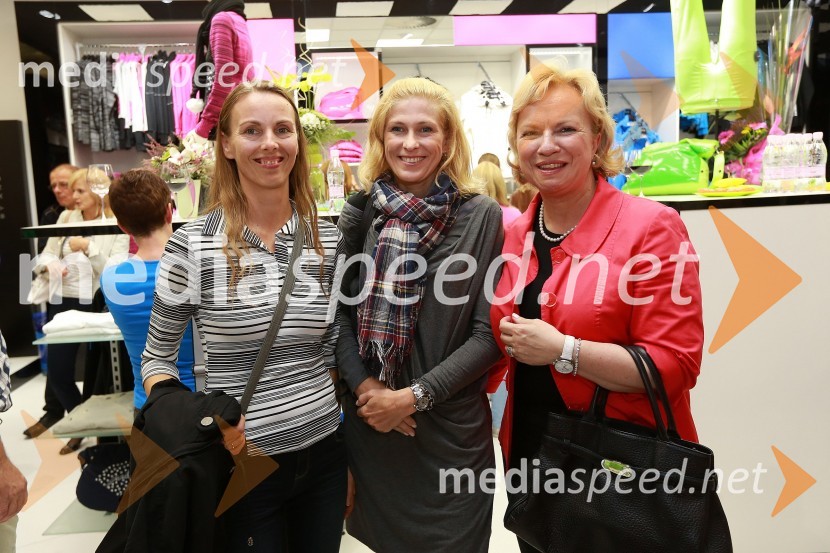 ...; Andreja Comino, novinarka; Sabrina Pečelin, vodja odnosov z javnostmi pri Porsche Slovenija d.o.o.AND by Andraž, otvoritev trgovine