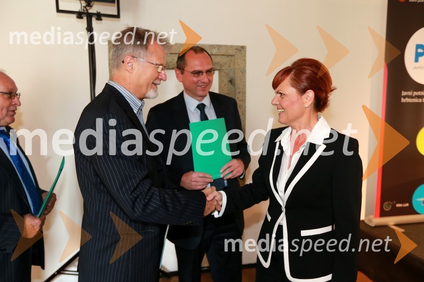 ...; mag. Lilijana Madjar, direktorica RRA LURTrajnostna mobilnost v Ljubljanski urbani regiji, okrogla miza