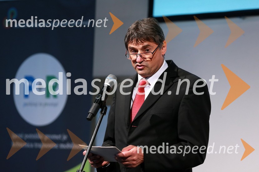 Mag. Bojan Babič, državni sekretar na Ministrstvu za infrastrukturo in prostorTrajnostna mobilnost v Ljubljanski urbani regiji, okrogla miza