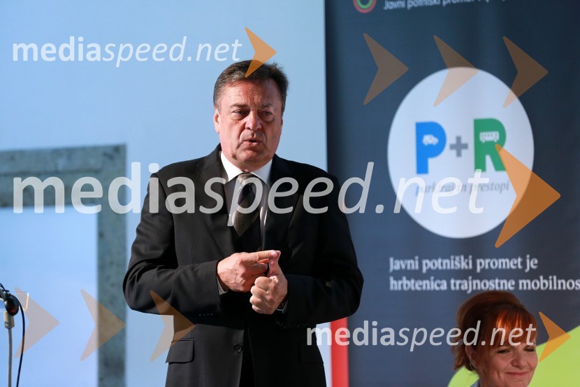 Zoran Janković, župan Mestne občine LjubljanaTrajnostna mobilnost v Ljubljanski urbani regiji, okrogla miza