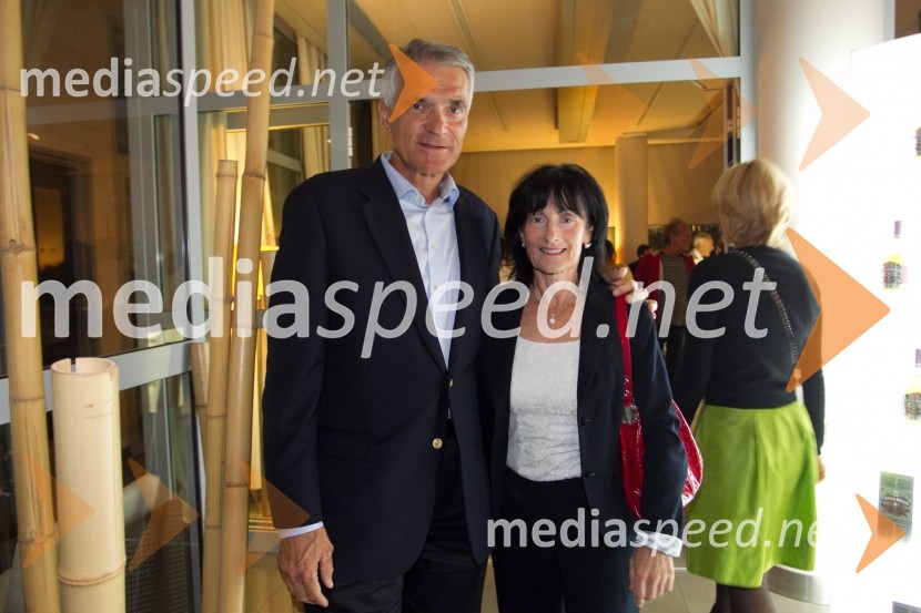 Slobodan Sibinčič, predsednik uprav GV skupine in predsednik sveta Managerskih koncertov; Katarina Sibinčič, odvetnicaZabava ob obletnici Sunny Studio