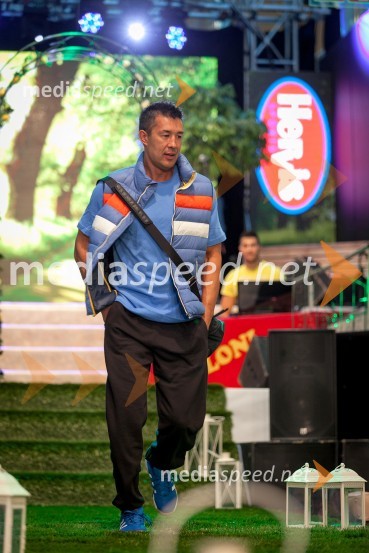 Taiji Tokuhisha, manekenJesenska modna revija v Cityparku