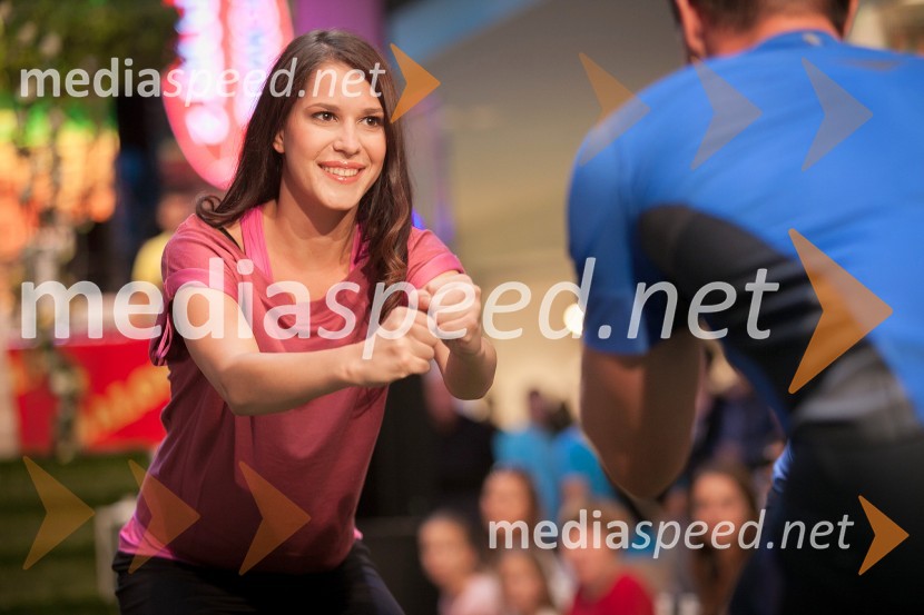 ManekenkaJesenska modna revija v Cityparku