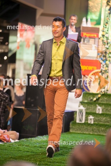 Taiji Tokuhisha, manekenJesenska modna revija v Cityparku