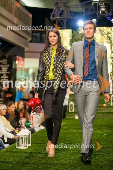 Manekenka in manekenJesenska modna revija v Cityparku