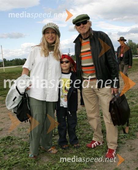 Pevka Marta Zore s sinom in Tone Fornezzi - TofLady piknik
