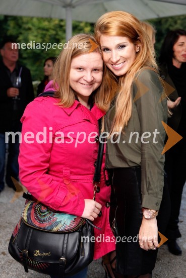 Alma Rahne, novinarka 24ur.com;&nbsp;Kataya, pevkaPrva obletnica centra Estetika Medartis