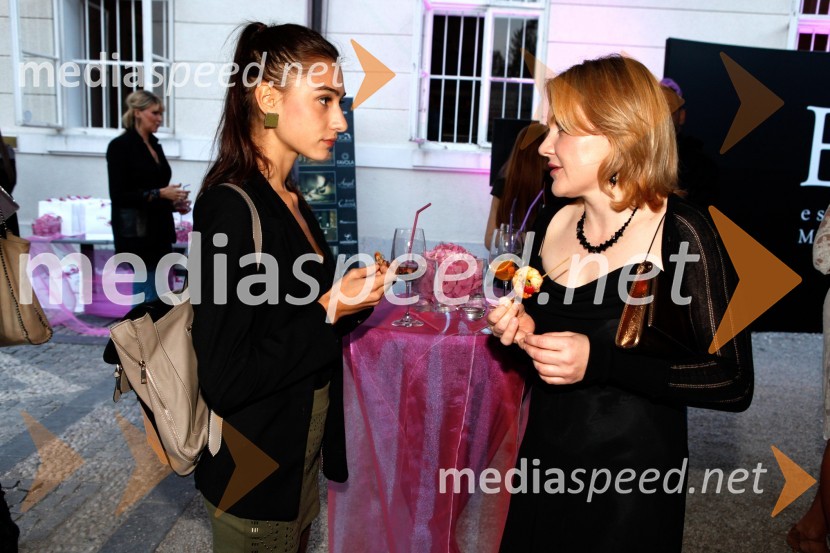 Zala Ribič; Vesna Tlaker Žunter, dr. med.Prva obletnica centra Estetika Medartis